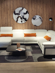 Cuir Center Perpignan • canapés sur mesure en cuir ou tissu au Carré d'or