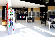 Magasin Eyes Optic Narbonne ( ® SAAM- fabrice CHORT)