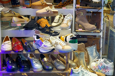 La boîte à bijoux Perpignan vend des chaussures pour femmes 