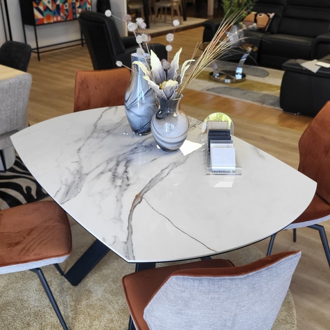 TABLE EN CÉRAMIQUE - LOGIAL PERPIGNAN LE BOULOU 