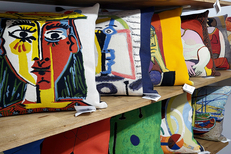 Stores Perpignan by Maison du Rideau : coussins décoratifs design et contemporains