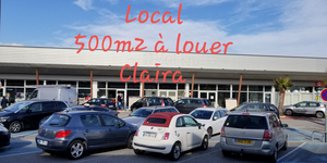 Local de 500m² à louer à Claira Local de 500m² à louer à Claira