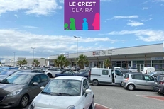 Trouvez des magasins et des commerces à Claira à l' Espace Le Crest près de Perpignan 